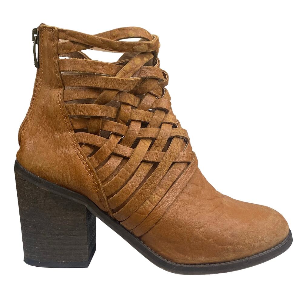 Free People Women’s Carrera Tan Weave Ankle Boots Size 38 US 8